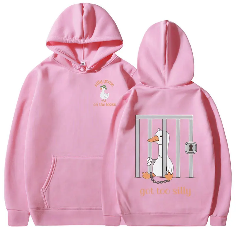 Silly Goose on The Loose 후드티는  - Winter Clothing Meme 리뷰 및 가격